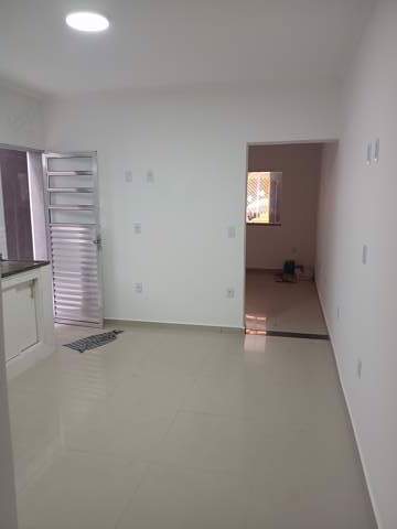 Casa para alugar em Guarulhos (Jd Pres Dutra), 1 dormitório, 1 banheiro, 1 vaga, código 300-1248 (7/13)