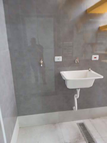 Casa para alugar em Guarulhos (Jd Pres Dutra), 1 dormitório, 1 banheiro, código 300-1249 (10/10)