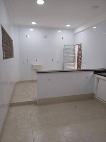 Sobrado para alugar em Guarulhos (Jd Pres Dutra), 1 dormitório, 1 banheiro, código 300-1250 (8/13)
