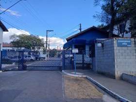 Assobradada para alugar em Guarulhos, 2 dorms, 1 wc, 1 vaga