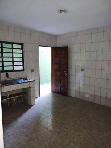 Casa para alugar em Guarulhos (Jd IV Centenário - Lavras), 1 dormitório, 1 banheiro, 1 vaga, código 300-1256 (7/14)