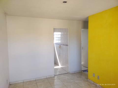 Assobradada em Guarulhos (Jd Pres Dutra), código 300-1257 (11/20)