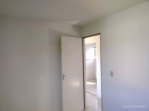 Assobradada em Guarulhos (Jd Pres Dutra), código 300-1257 (12/20)