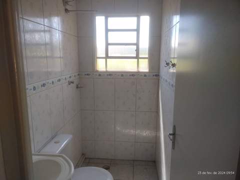Assobradada em Guarulhos (Jd Pres Dutra), código 300-1257 (16/20)
