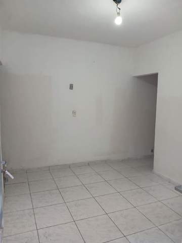 Casa para alugar em Guarulhos (Jd Pres Dutra), 2 dormitórios, 1 suite, 2 banheiros, 2 vagas, código 300-1258 (7/20)