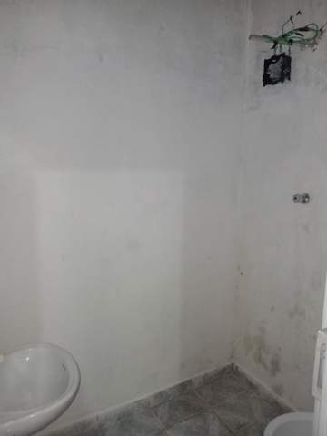 Casa para alugar em Guarulhos (Jd Pres Dutra), 2 dormitórios, 1 suite, 2 banheiros, 2 vagas, código 300-1258 (20/20)