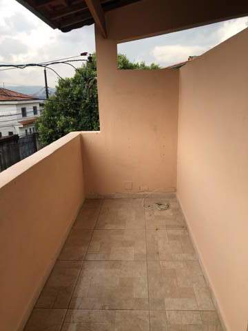 Sobrado para alugar em Guarulhos (Jd Pres Dutra), 2 dormitórios, 1 banheiro, 1 vaga, código 300-1271 (6/18)