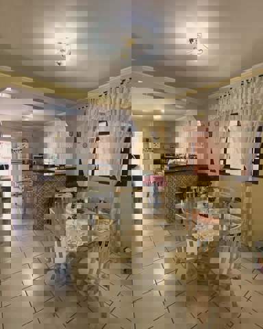 Sobrado à venda em Guarulhos (Jd Pres Dutra), 3 dormitórios, 1 suite, 2 banheiros, 4 vagas, código 300-1278 (9/19)