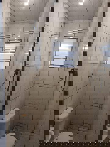 Sobrado para alugar em Guarulhos (Jd Pres Dutra), 1 dormitório, 1 banheiro, código 300-1284 (9/12)