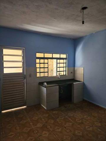 Casa para alugar em Guarulhos (Jd Pres Dutra), 1 dormitório, 1 banheiro, 1 vaga, código 300-1290 (6/11)