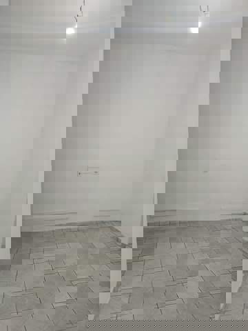 Sobrado para alugar em Guarulhos (Jd Pres Dutra), 1 dormitório, 1 banheiro, código 300-1296 (6/17)