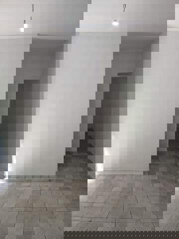 Sobrado para alugar em Guarulhos (Jd Pres Dutra), 1 dormitório, 1 banheiro, código 300-1296 (10/17)