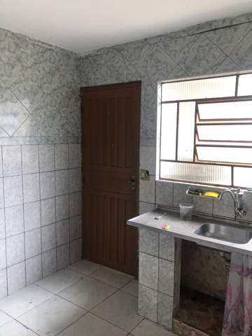 Casa para alugar em Guarulhos (Jd Pres Dutra), 1 dormitório, 1 banheiro, código 300-1302 (5/9)