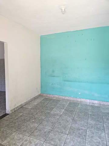 Casa para alugar em Guarulhos (Jd Pres Dutra), 1 dormitório, 1 banheiro, 1 vaga, código 300-1321 (7/15)