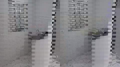 Sobrado para alugar em Guarulhos (Jd Pres Dutra), 1 dormitório, 1 banheiro, código 300-1322 (7/13)