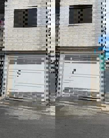 Sobrado à venda em Guarulhos (Jd Pres Dutra), 4 dormitórios, 1 suite, 3 banheiros, 2 vagas, código 300-1323 (1/7)