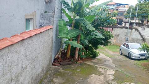 Casa à venda em Guarulhos (Jd Do Triunfo - Bonsucesso), 2 dormitórios, 1 banheiro, 2 vagas, código 300-1324 (6/18)
