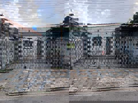 Casa à venda em Guarulhos (V Nova Bonsucesso), 4 dormitórios, 2 suites, 5 banheiros, 4 vagas, código 300-1325 (1/2)