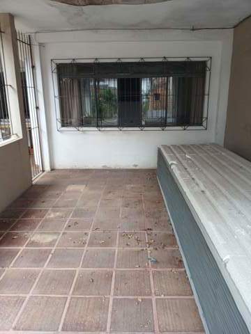 Sobrado à venda em Guarulhos (Jd Pres Dutra), 3 dormitórios, 2 banheiros, 4 vagas, código 300-1330 (4/22)