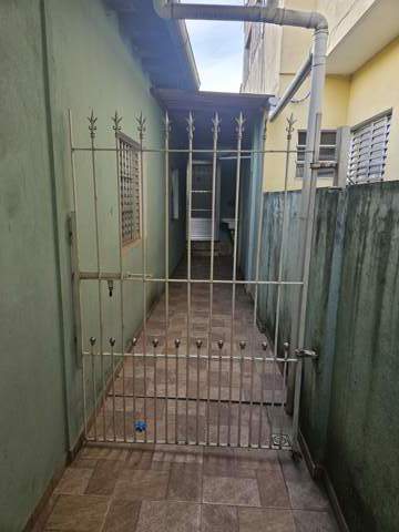 Sobrado para alugar em Guarulhos (Jd Pres Dutra), 1 dormitório, 1 banheiro, código 300-1331 (4/15)