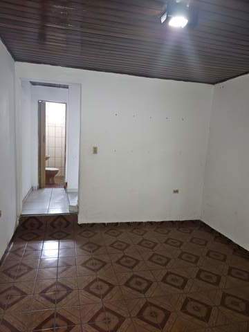 Sobrado para alugar em Guarulhos (Jd Pres Dutra), 1 dormitório, 1 banheiro, código 300-1331 (12/15)