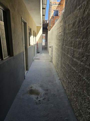 Casa para alugar em Guarulhos (Jd Pres Dutra), 2 dormitórios, 2 banheiros, 1 vaga, código 300-1332 (7/20)