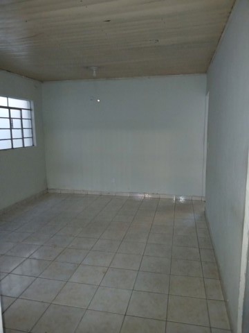 Casa à venda em Guarulhos (Jd Pres Dutra), 3 dormitórios, 1 suite, 1 banheiro, 2 vagas, código 300-1334 (10/27)