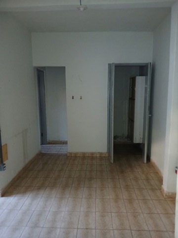 Casa à venda em Guarulhos (Jd Pres Dutra), 3 dormitórios, 1 suite, 1 banheiro, 2 vagas, código 300-1334 (14/27)