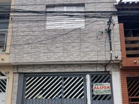 Sobrado para alugar em Guarulhos com 1 dorm, 1 wc