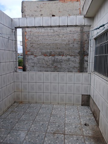 Sobrado para alugar em Guarulhos com 2 dormitórios, 1 banheiro, 1 vaga, código 300-1349 (13/14)