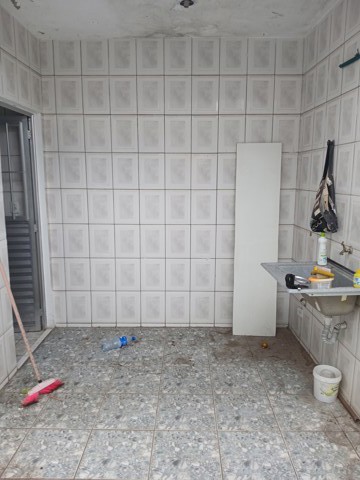 Sobrado para alugar em Guarulhos com 2 dormitórios, 1 banheiro, 1 vaga, código 300-1349 (14/14)