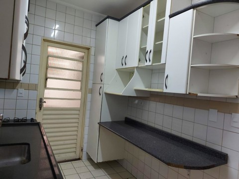 Casa à venda em Guarulhos (Inocoop - Bonsucesso), 2 dormitórios, 1 banheiro, 2 vagas, código 300-1350 (11/14)