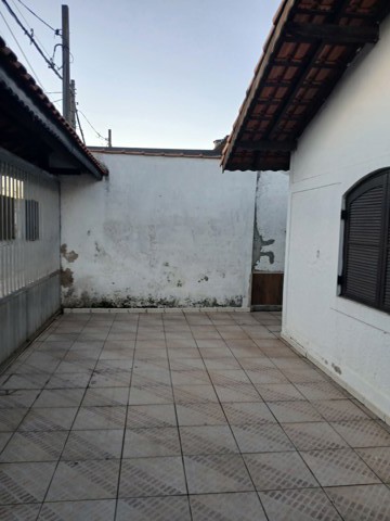Casa à venda em Guarulhos com 2 dormitórios, 1 banheiro, 2 vagas, código 300-1359 (2/16)
