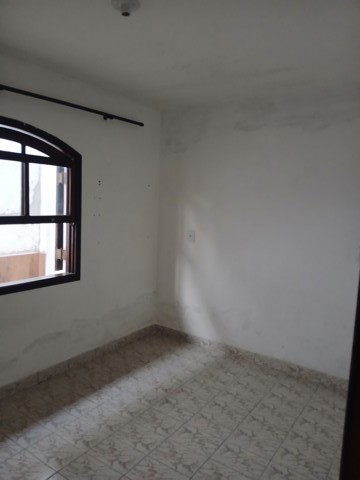 Casa à venda em Guarulhos com 2 dormitórios, 1 banheiro, 2 vagas, código 300-1359 (8/16)