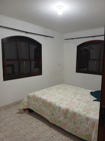 Casa à venda em Guarulhos com 2 dormitórios, 1 banheiro, 2 vagas, código 300-1359 (10/16)
