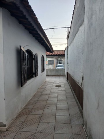 Casa à venda em Guarulhos com 2 dormitórios, 1 banheiro, 2 vagas, código 300-1359 (12/16)