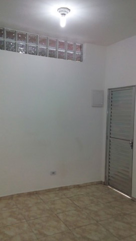 Casa para alugar em Guarulhos com 1 dormitório, 1 banheiro, código 300-1365 (14/16)
