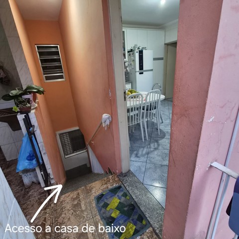 Casa à venda em Guarulhos com 4 dormitórios, 1 suite, 3 banheiros, 2 vagas, código 300-1371 (30/32)