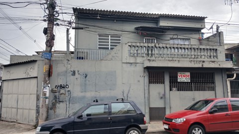 Sobrado à venda em Guarulhos com 3 dormitórios, 2 banheiros, 3 vagas, código 300-1383 (1/24)
