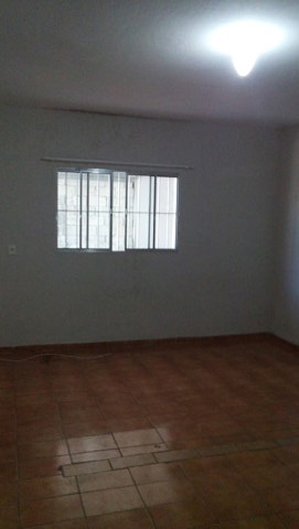 Sobrado à venda em Guarulhos com 3 dormitórios, 2 banheiros, 3 vagas, código 300-1383 (7/24)