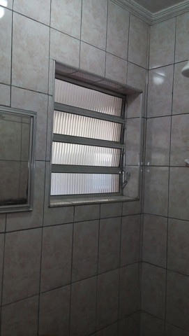 Sobrado à venda em Guarulhos com 3 dormitórios, 2 banheiros, 3 vagas, código 300-1383 (10/24)