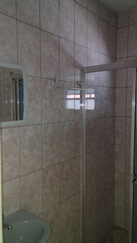 Sobrado à venda em Guarulhos com 3 dormitórios, 2 banheiros, 3 vagas, código 300-1383 (22/24)
