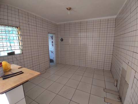 Casa à venda em Guarulhos (Jd Oliveira I - Bananal), 2 dormitórios, 1 suite, 3 banheiros, 2 vagas, código 308-106 (foto 8/11)