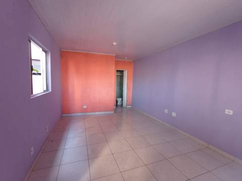 Assobradada à venda em Guarulhos (Pq Mikail - Taboão), 1 vaga, código 308-161 (4/17)