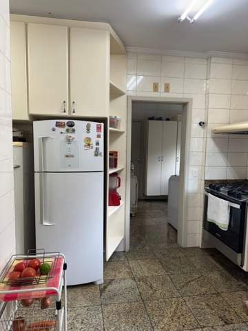 Apartamento para alugar em São Paulo (V Suzana (V Andrade)), 3 dormitórios, 3 suites, 4 banheiros, 4 vagas, 247 m2 de área útil, código 310-316 (8/15)