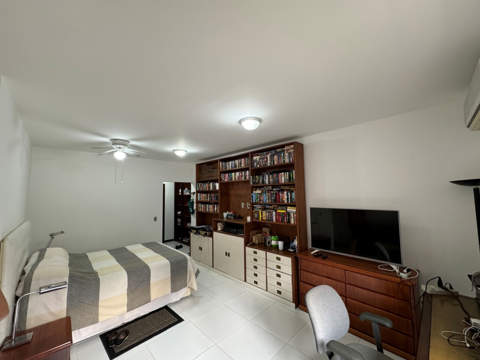Casa à venda em Atibaia (Estância Pq de Atibaia), 500 m2 de área útil, código 310-343 (6/21)