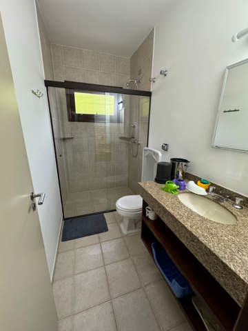 Casa à venda em Atibaia (Estância Pq de Atibaia), 500 m2 de área útil, código 310-343 (12/21)