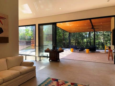 Casa em Atibaia (Estância Pq de Atibaia), 405 m2 de área útil, código 310-344 (1/42)