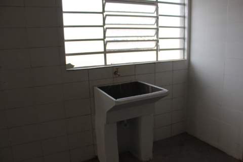 Prédio para alugar em São Paulo (V Império - Cid Ademar), 1 banheiro, 1 vaga, 800 m2 de área útil, código 310-378 (12/17)