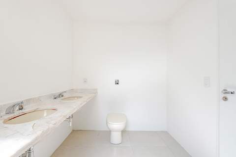 Apartamento à venda em São Paulo (Real Parque - Morumbi), 3 dormitórios, 3 suites, 3 banheiros, 3 vagas, 240 m2 de área útil, código 310-396 (19/64)